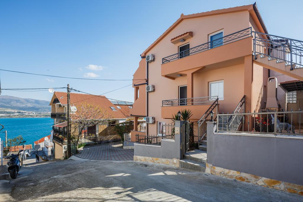 Apartments Viljac Trogir Luaran gambar