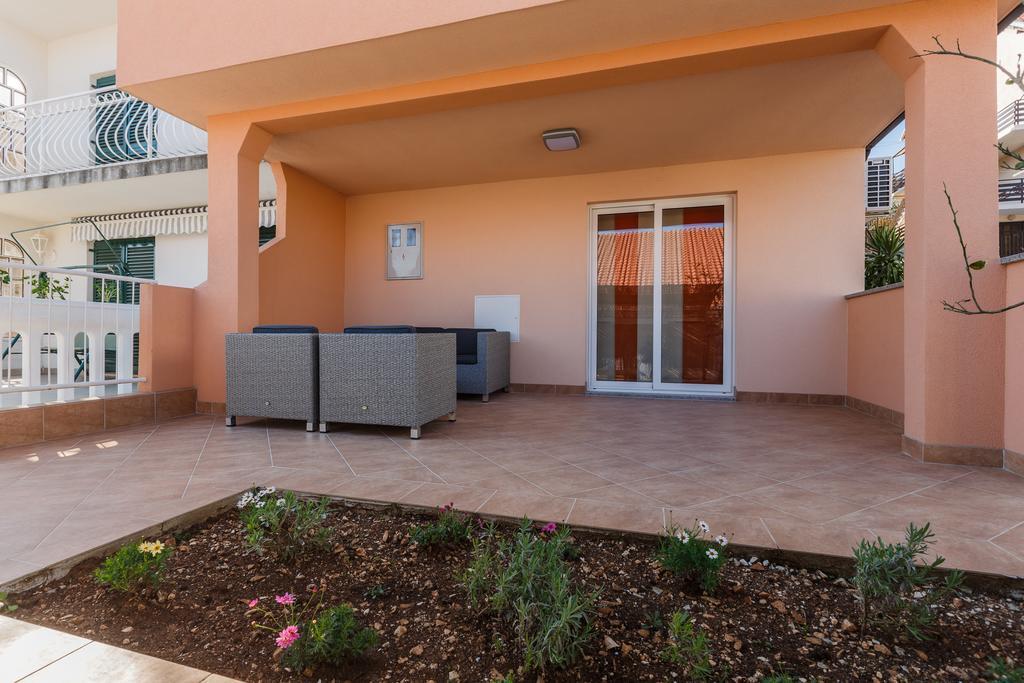 Apartments Viljac Trogir Luaran gambar