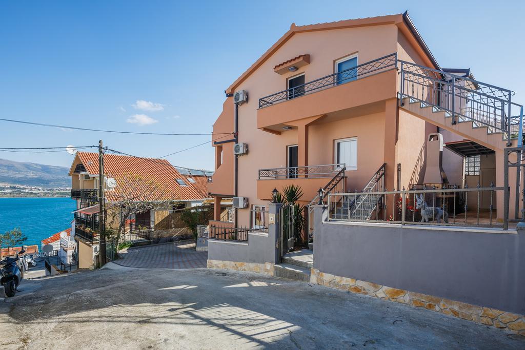 Apartments Viljac Trogir Luaran gambar